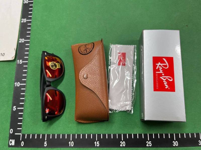 RayBan