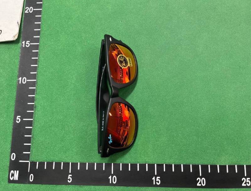 RayBan