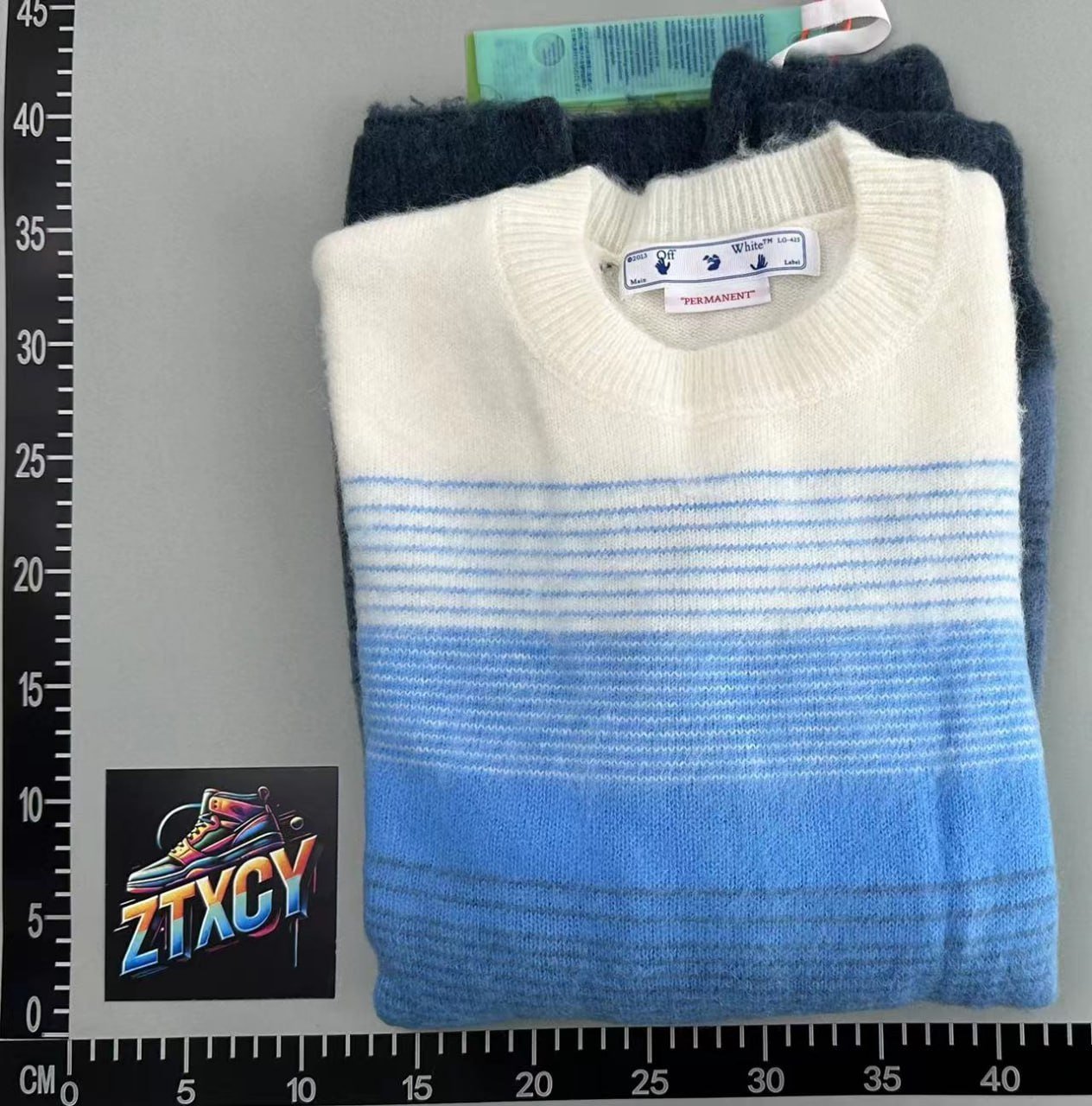 OFF-White sweater