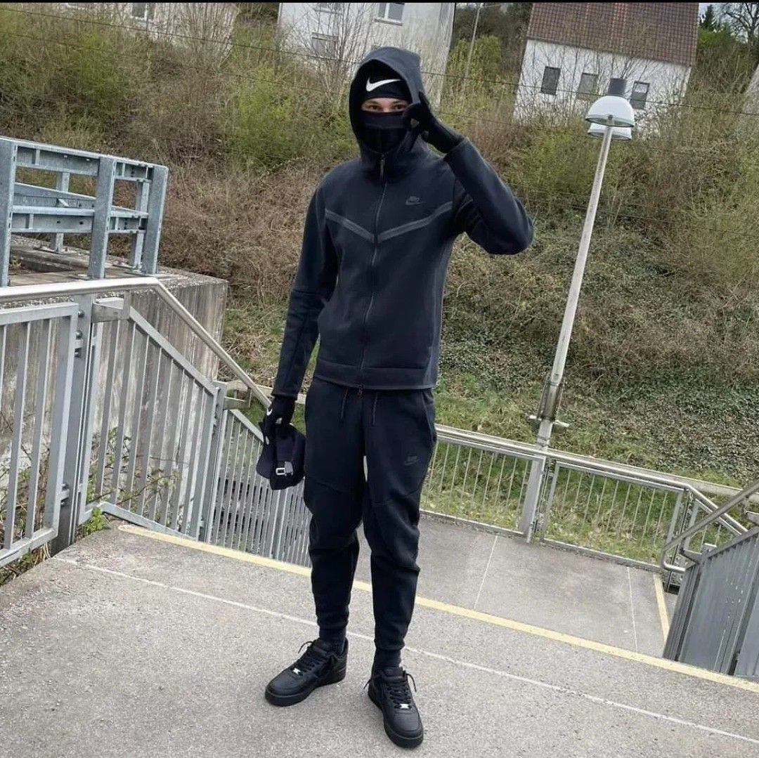 Nike Mask