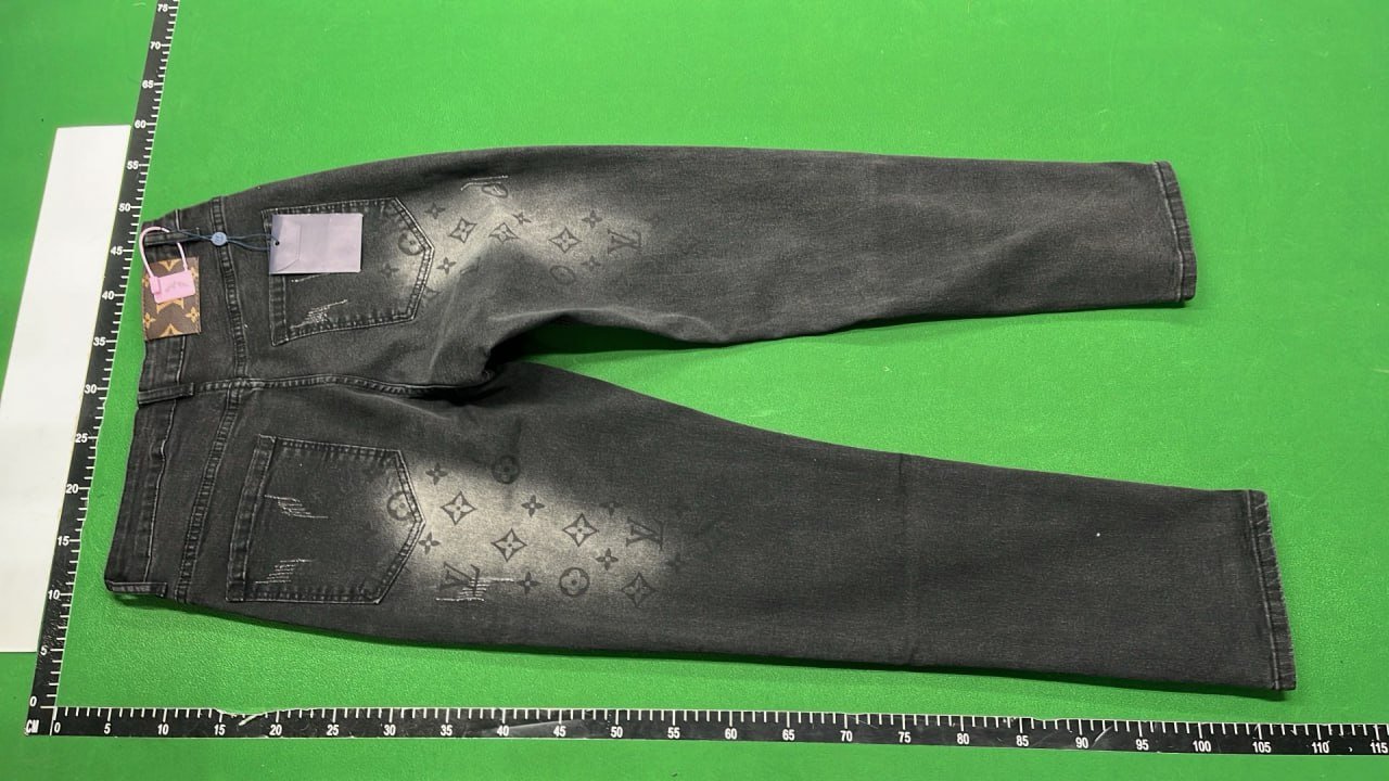 Louis Vuitton Jeans