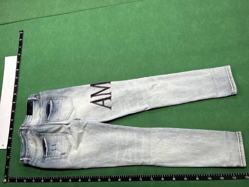 Amiri Jeans