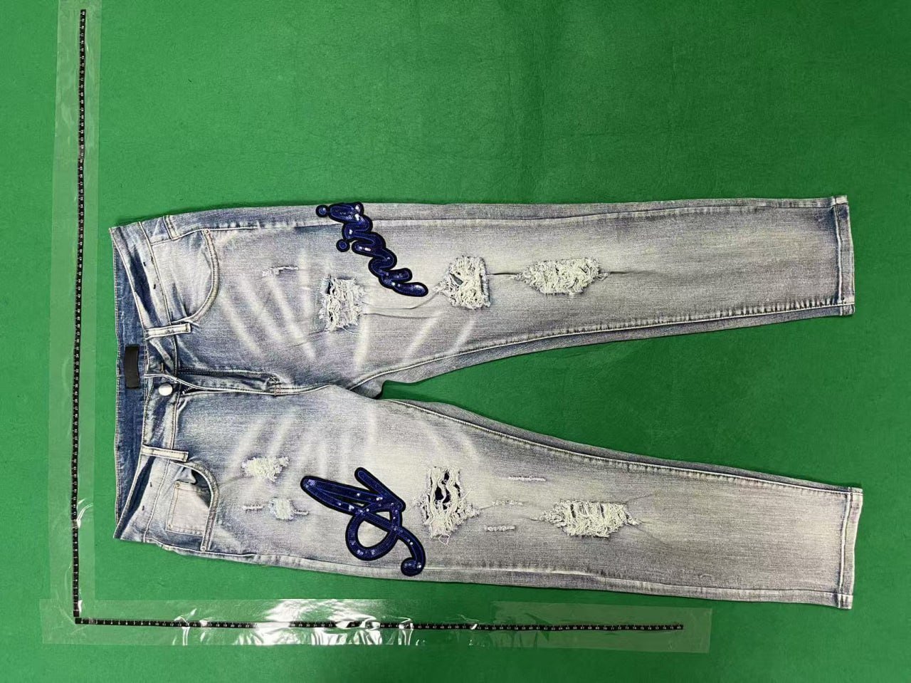 Amiri Jeans