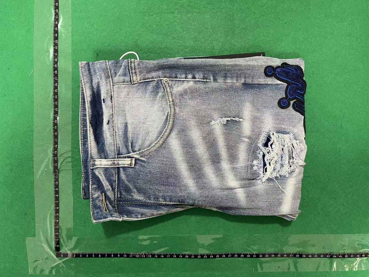 AMIRI  Jeans