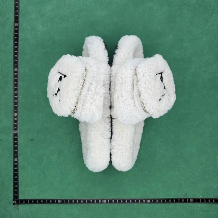 LOUIS VUITTON Paseo Comfort