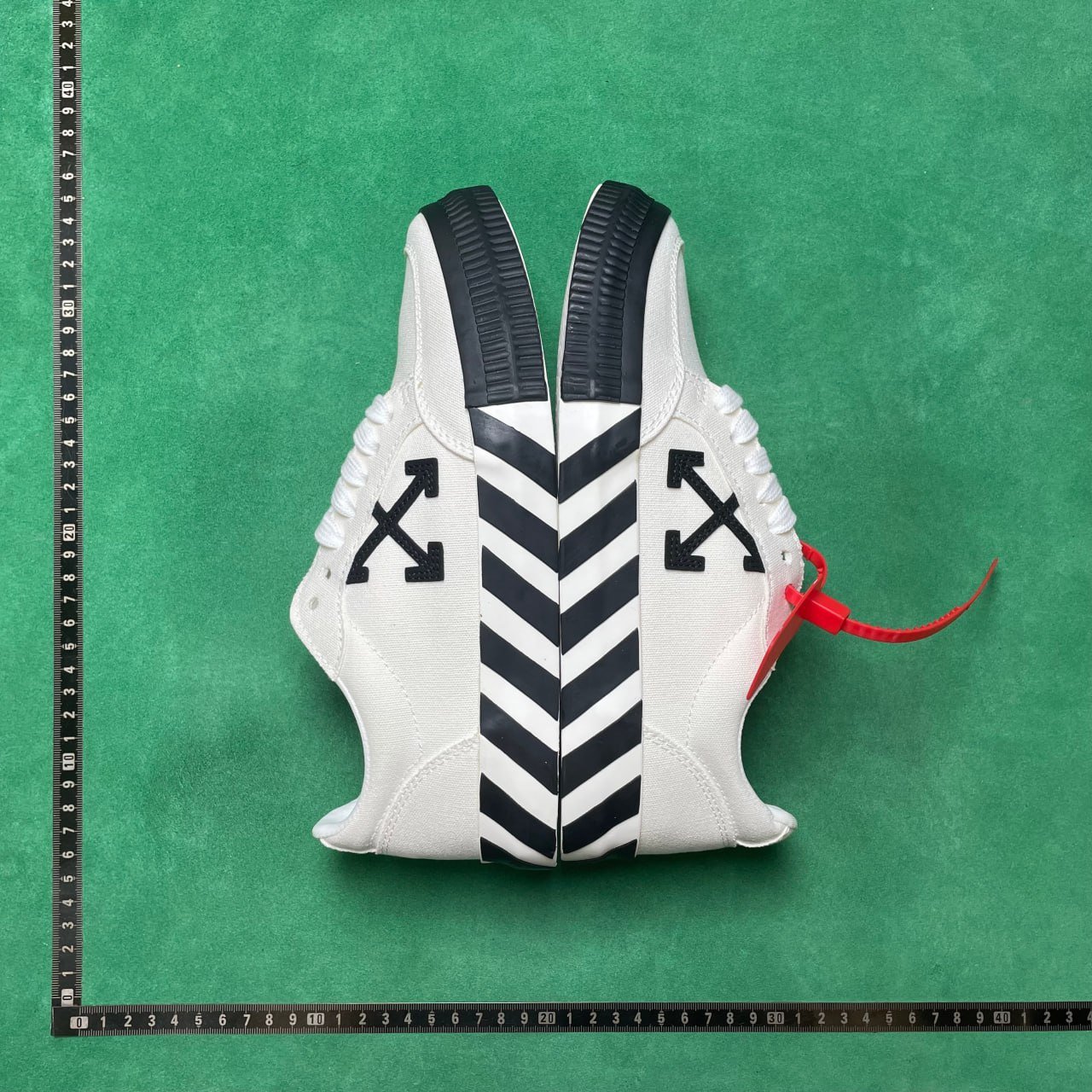 OFF-WHITE Vulcanized