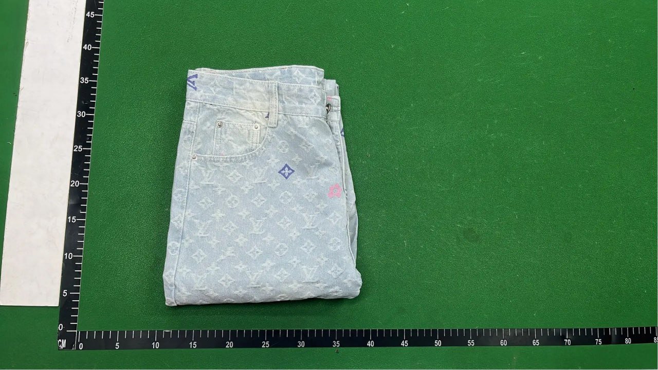 Louis Vuitton Jeans