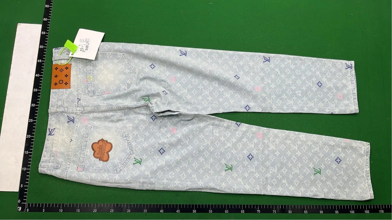 Louis Vuitton Jeans
