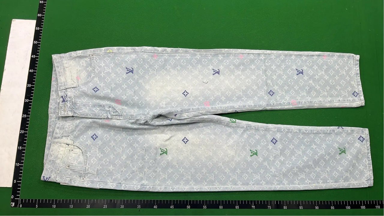 Louis Vuitton Jeans