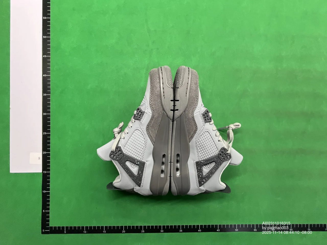 Air Jordan 4