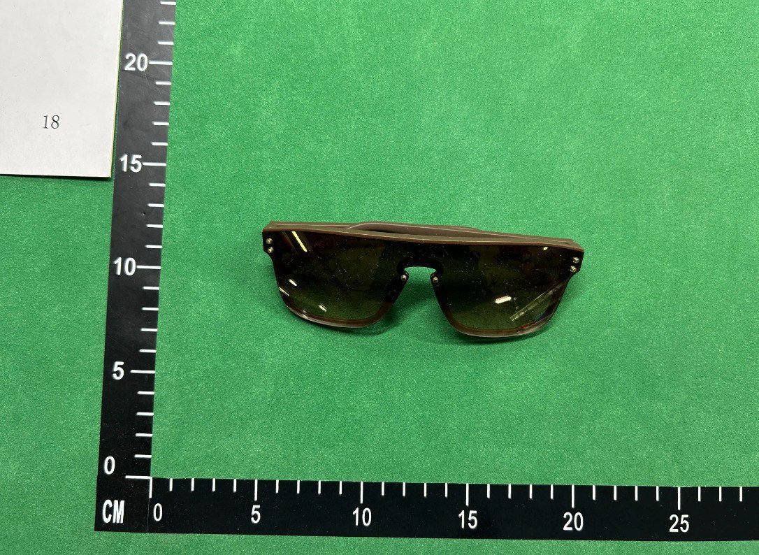 LV High-Quality Sunglasses