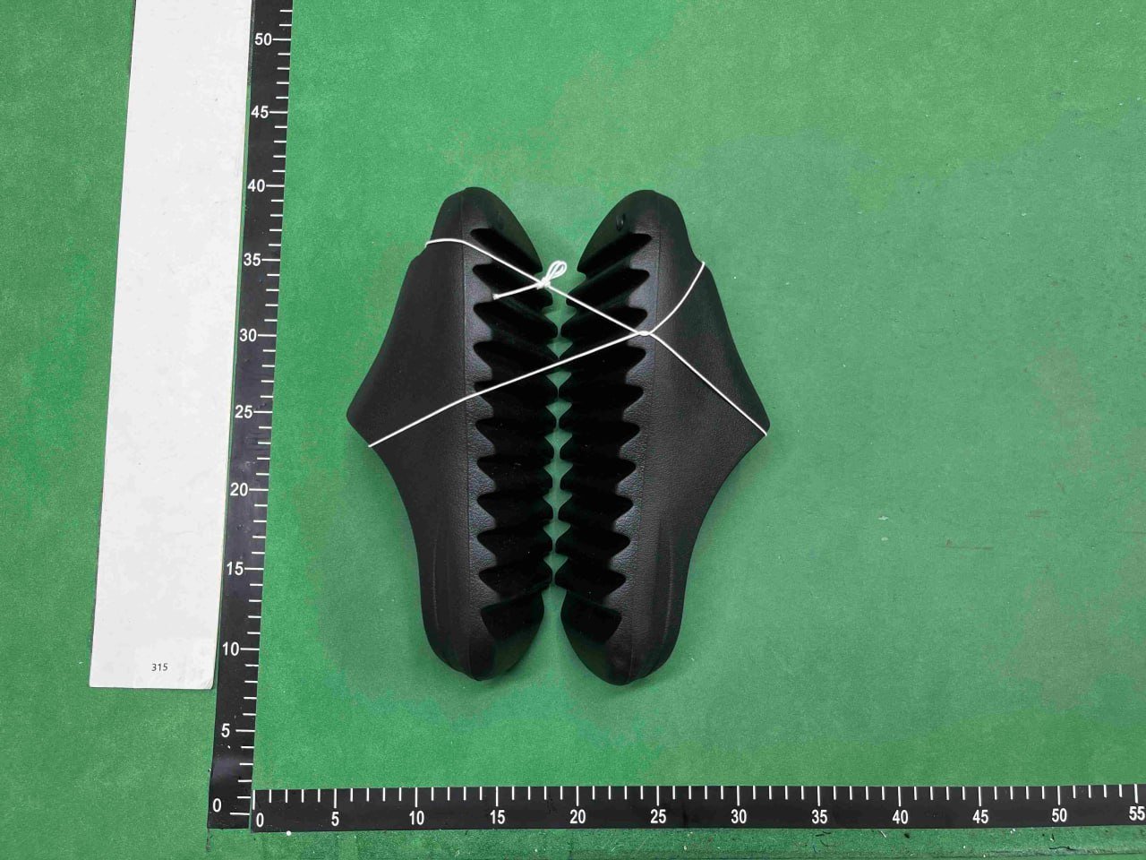 YEEZY Slippers