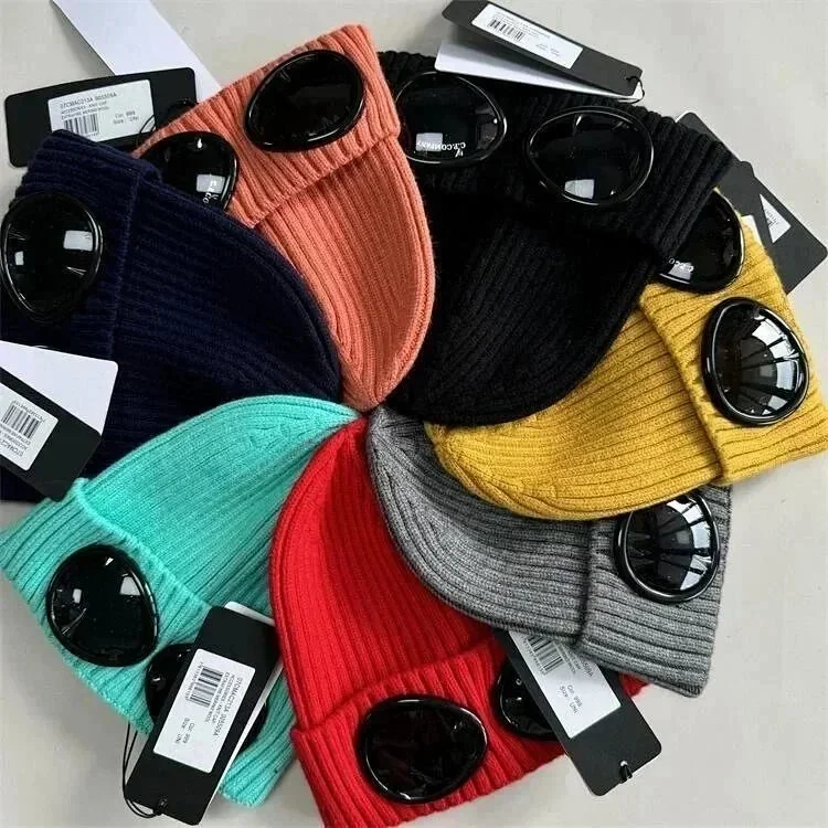  CP COMPANY BEANNIE