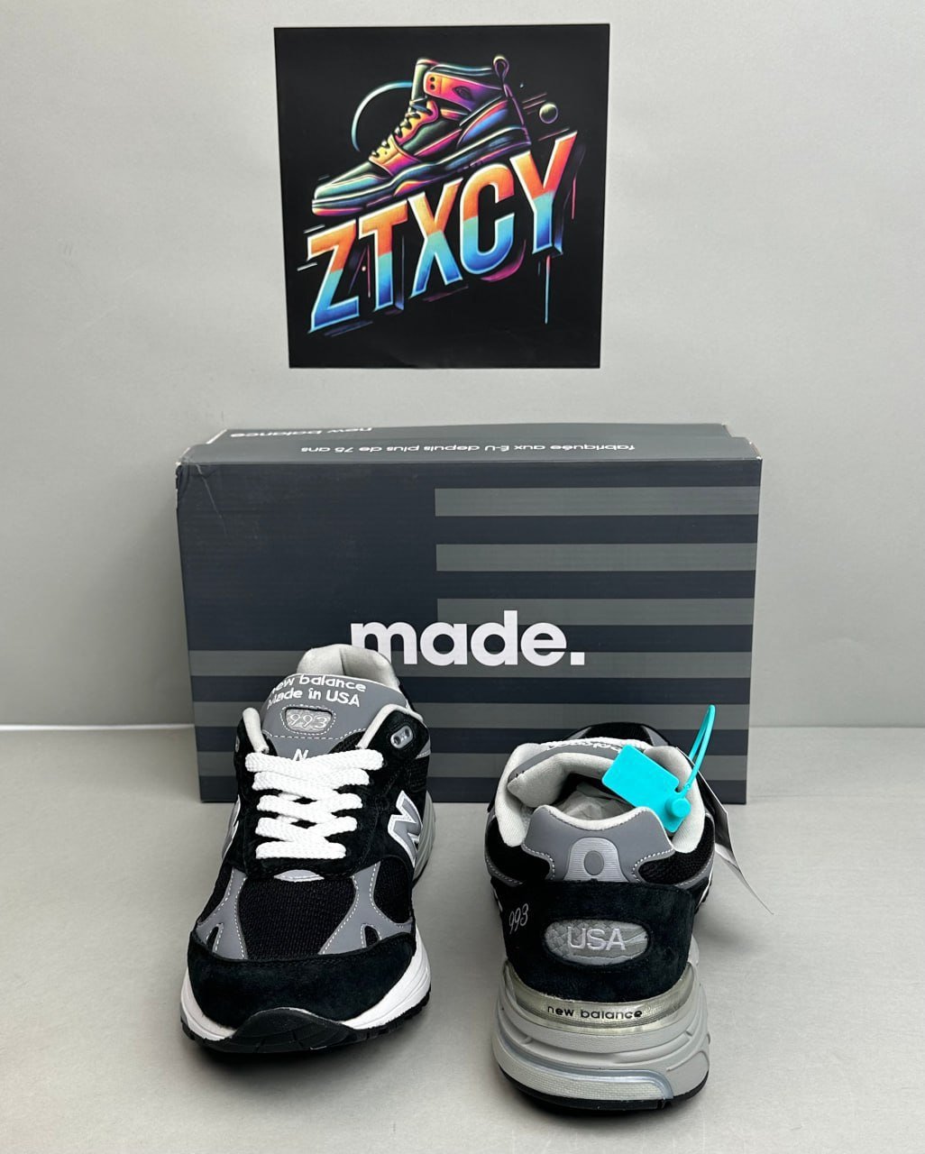  New Balance MR993
