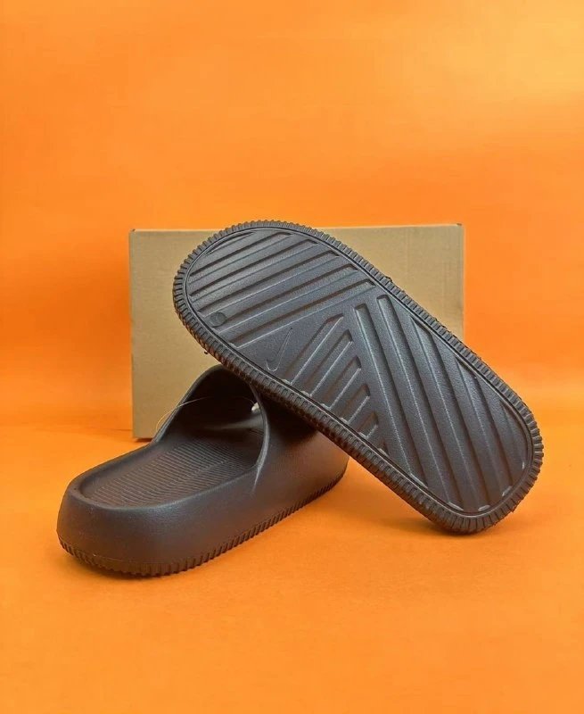 Nike Slippers（14+ Styles）