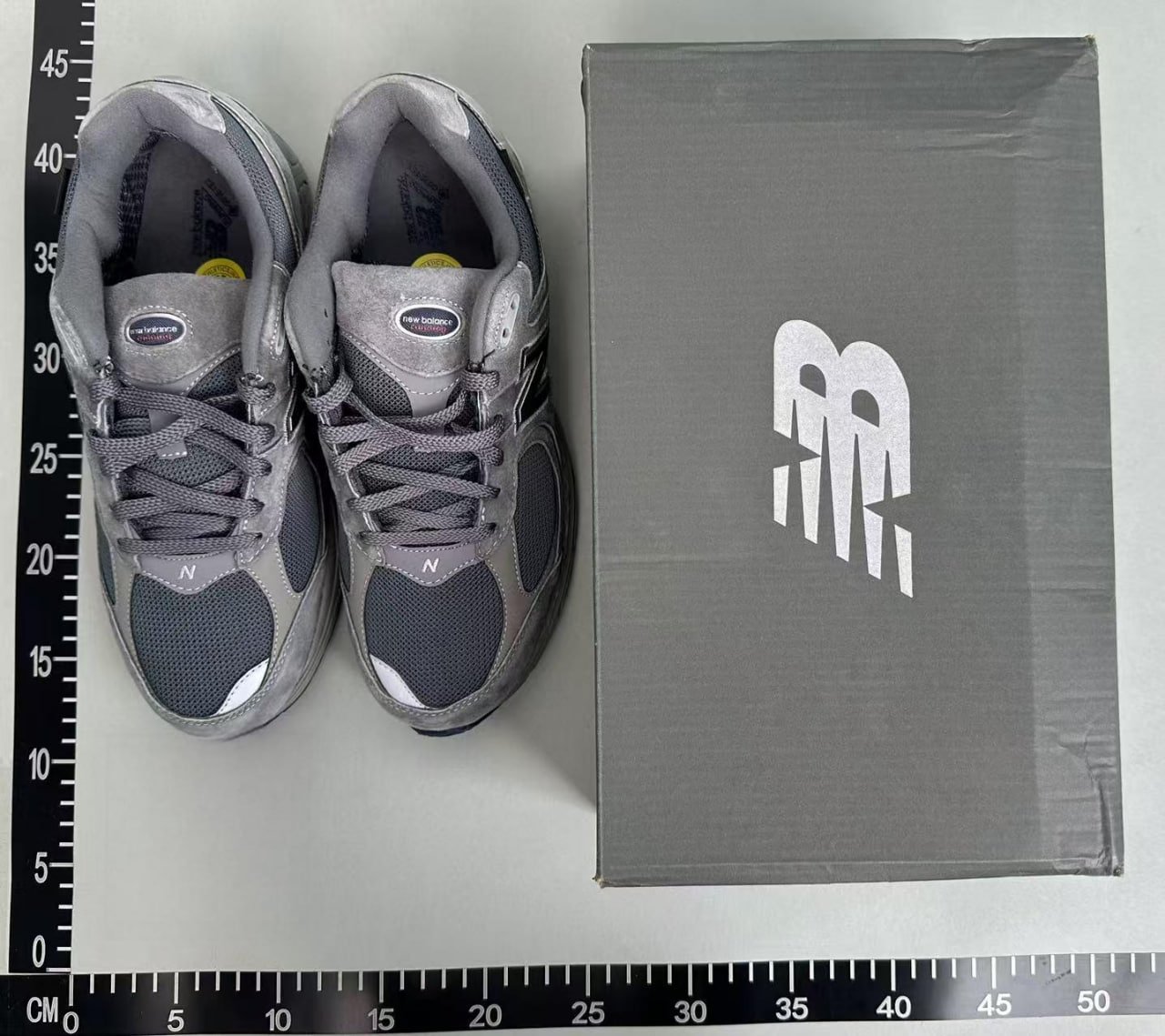 New  Balance  2002R