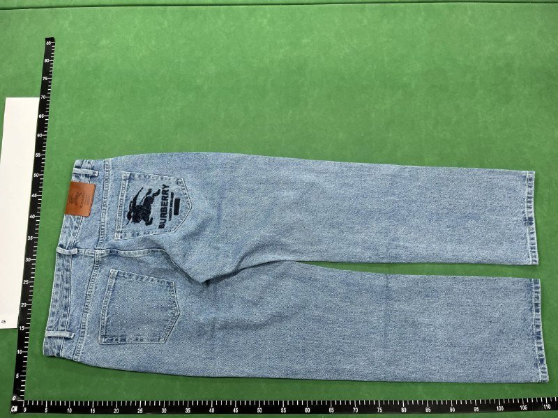 Men's Distressed Denim Jeans & Light Blue Jacket Set - UrbanStyle