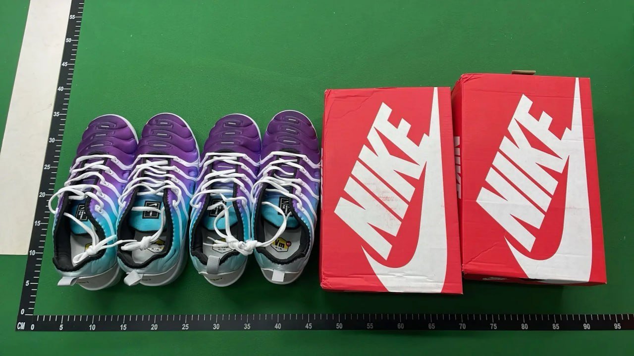 Nike Air Vapormax Plus Running Shoes -多种颜色选择