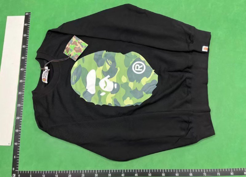 A Bathing Ape Hoodies -多种款式和颜色选择