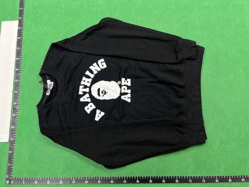 A Bathing Ape Hoodies -多种款式和颜色选择