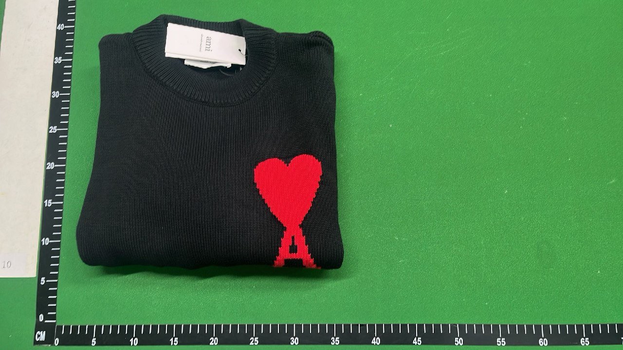Ami Heart Logo Sweater - Soft Knit Pullover Ami Sweaters