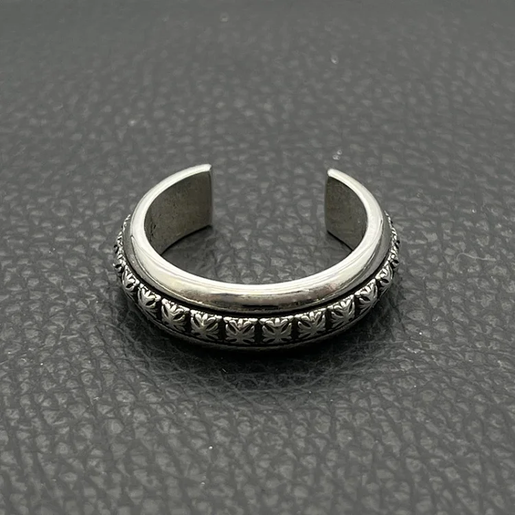 Vintage Silver Adjustable Ring with Intricate Floral Design Vintage Ring