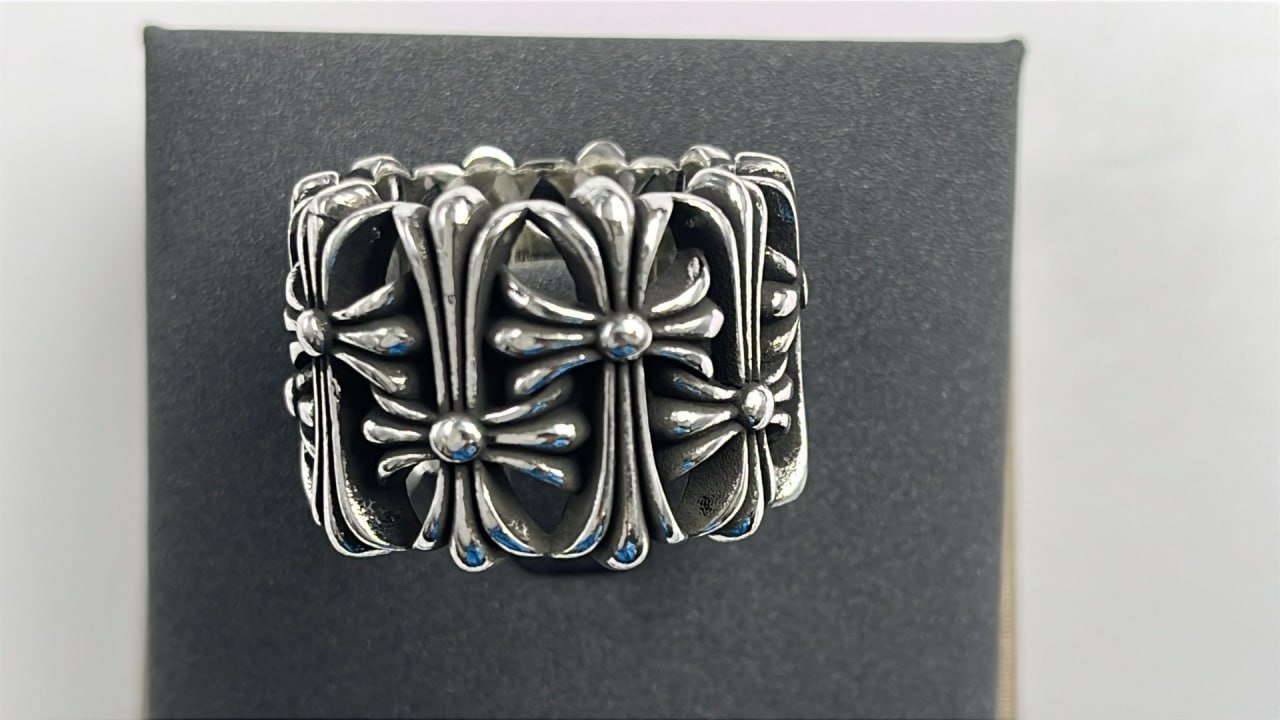 Vintage Silver Adjustable Ring with Intricate Floral Design Vintage Ring