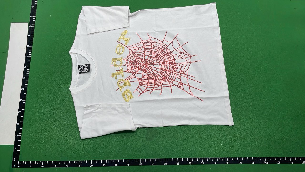 Peak! Spider Web Design T-Shirt - Trendy Streetwear Tee
