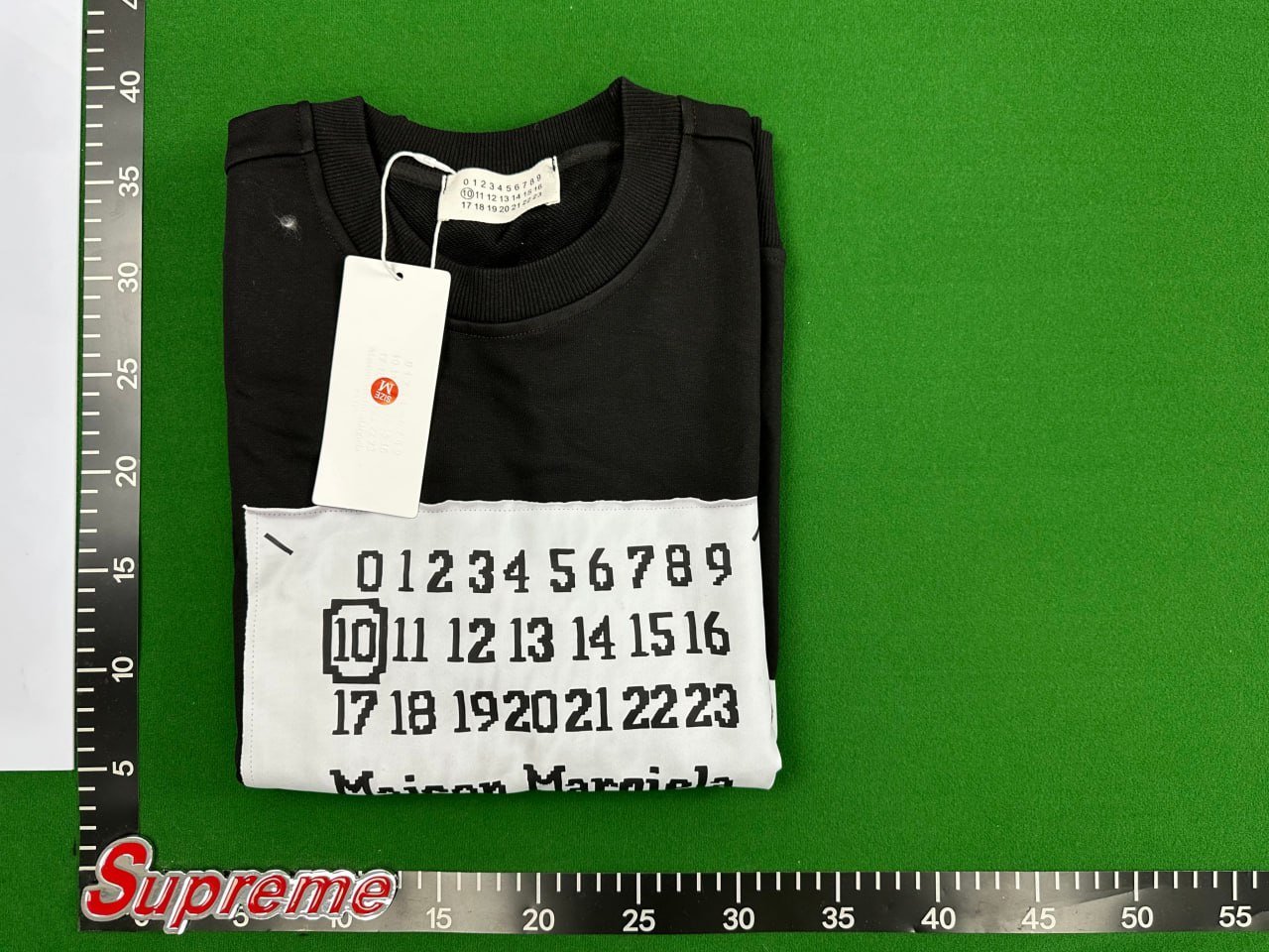  Colorful Heart Number Print Black Sweatshirt