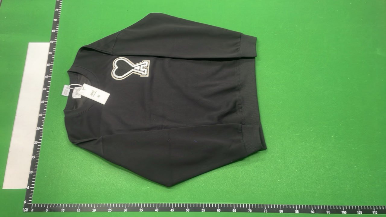 Ami Heart Logo Sweatshirt - Black & Grey Ami Sweaters  