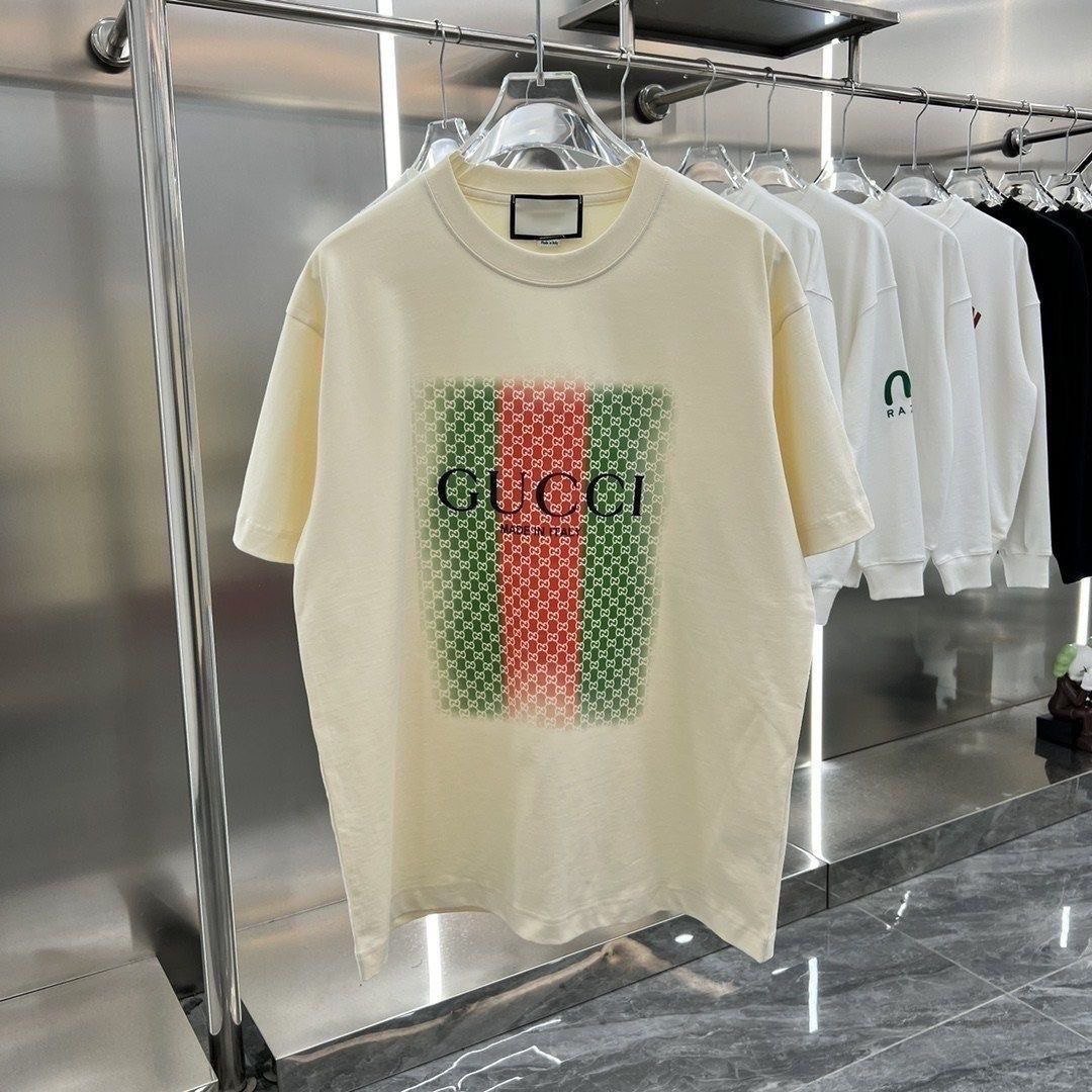 Gucci Classic Logo T-Shirt with Green Red Stripe Design  