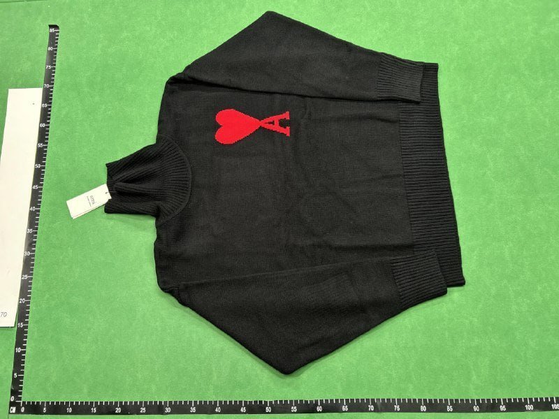 Ami Heart Logo Sweaters -多种颜色选择 - Good Buy