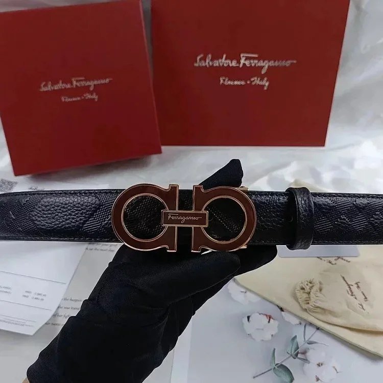 Salvatore Ferragamo Gancini Leather Belt for Men - Black with Gold Buckle