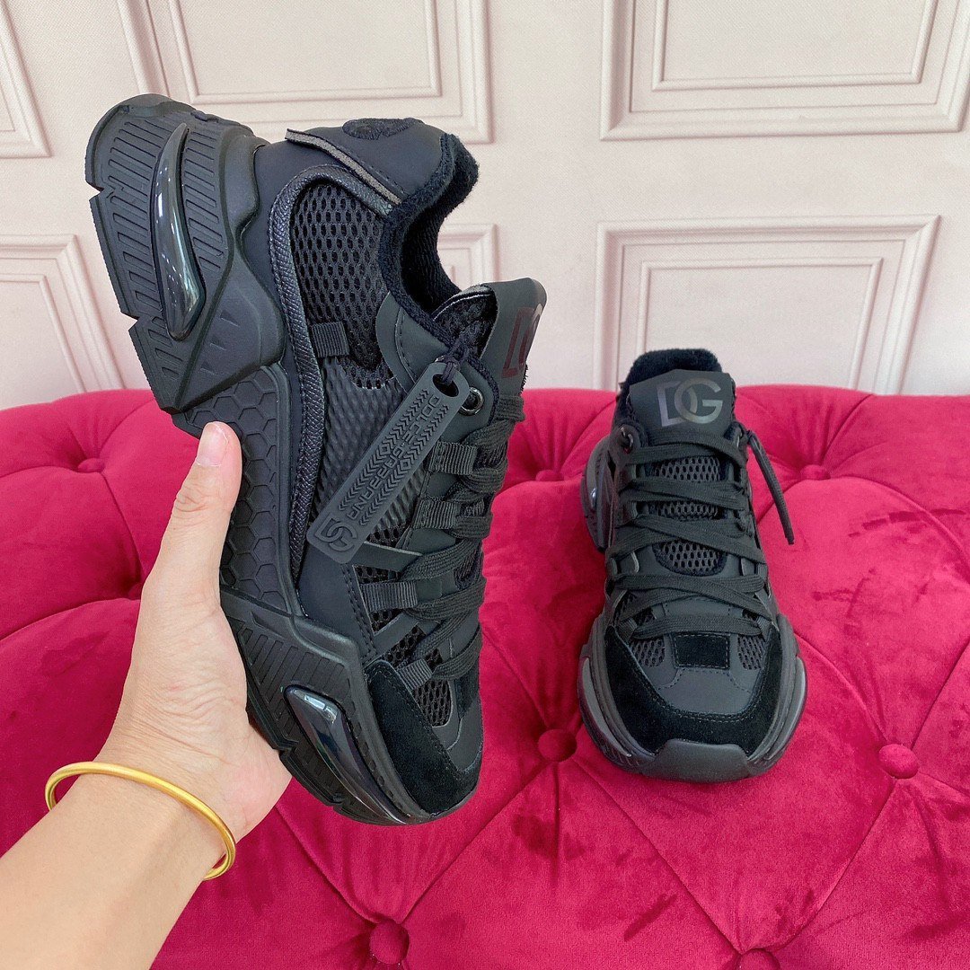 Dolce & Gabbana DG Logo Sneakers - Bold Color Block Design