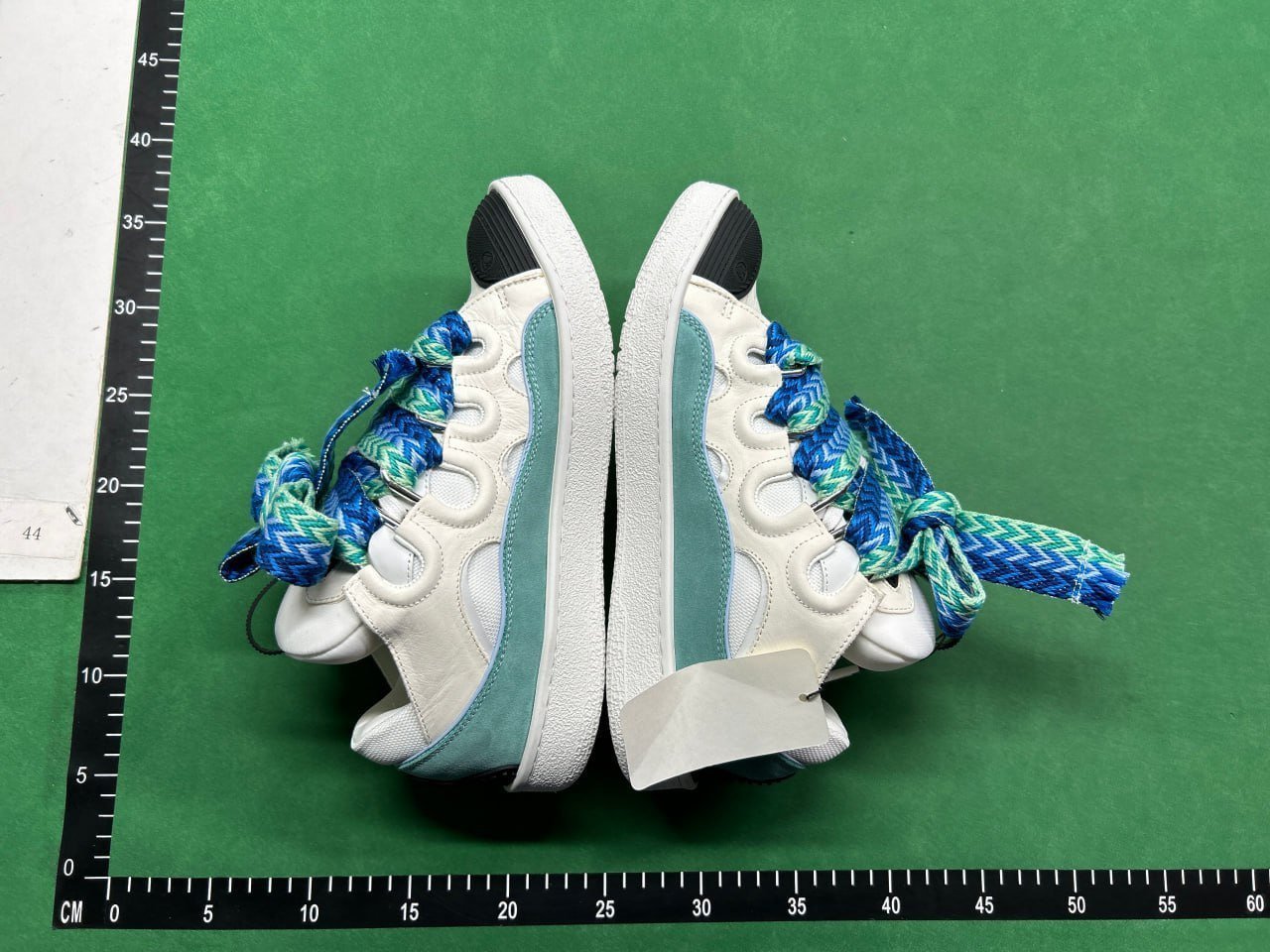 FILA Disruptor II Sneakers - Fashionable Chunky Shoes for Men and Women  
