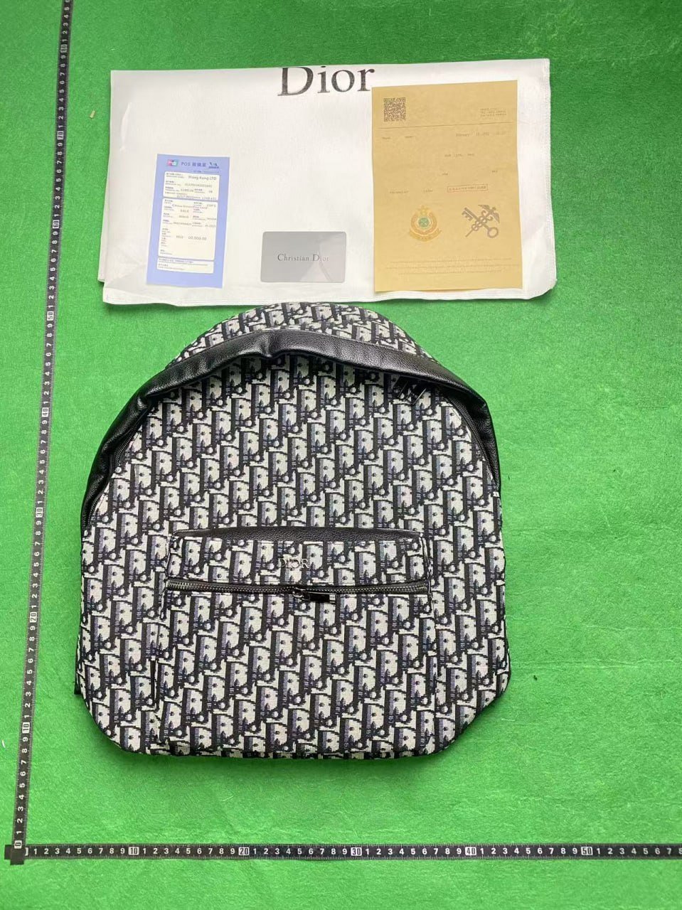Louis Vuitton Monogram Crossbody Bag - Classic Designer Handbag